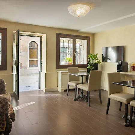 Residenza | Esperienze 4* Venecia