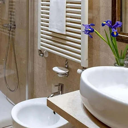 Residenza | Esperienze 4*